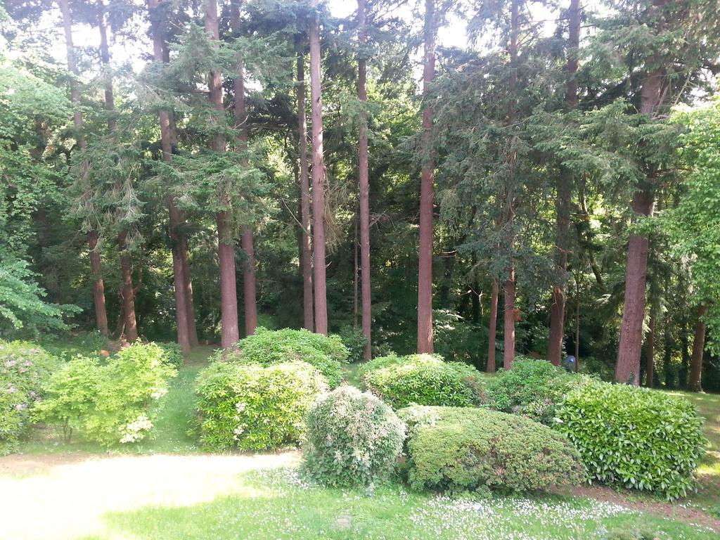 Un Weekend a Rochefort-en-Terre Hotel Buitenkant foto
